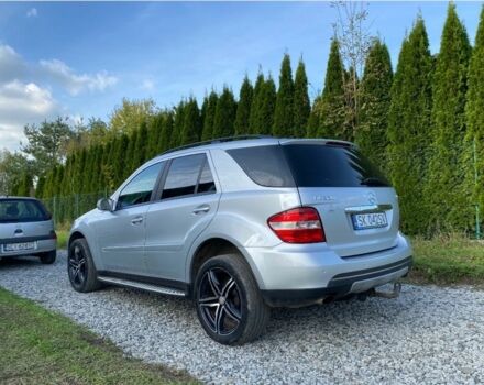 Сірий Мерседес 320, об'ємом двигуна 3 л та пробігом 180 тис. км за 3150 $, фото 11 на Automoto.ua