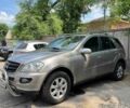 Сірий Мерседес 320, об'ємом двигуна 3 л та пробігом 315 тис. км за 8500 $, фото 2 на Automoto.ua