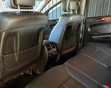 Сірий Мерседес 320, об'ємом двигуна 3 л та пробігом 261 тис. км за 15500 $, фото 6 на Automoto.ua