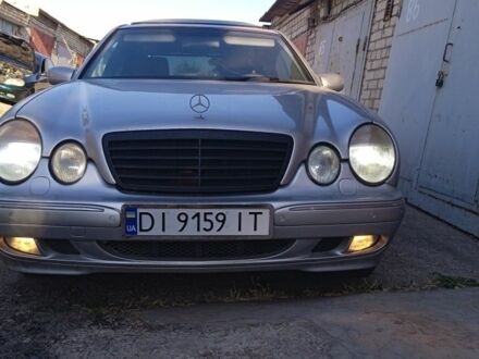 Серый Мерседес 320, объемом двигателя 0 л и пробегом 450 тыс. км за 3999 $, фото 1 на Automoto.ua