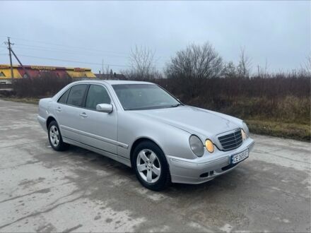 Сірий Мерседес 320, об'ємом двигуна 3.2 л та пробігом 490 тис. км за 4400 $, фото 1 на Automoto.ua