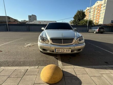 Серый Мерседес 320, объемом двигателя 3.2 л и пробегом 352 тыс. км за 3200 $, фото 1 на Automoto.ua