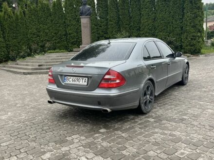 Мерседес 320 2003 в Кременце на Automoto.ua Серый Мерседес 320, объемом двигателя 3.2 л и пробегом 372 тыс. км за 6499 $, фото 1 на Automoto.ua