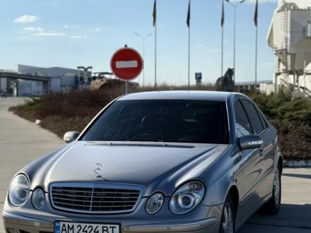Мерседес 320 2003 в Коростене на Automoto.ua Серый Мерседес 320, объемом двигателя 3.2 л и пробегом 312 тыс. км за 6000 $, фото 1 на Automoto.ua