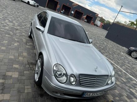 Сірий Мерседес 320, об'ємом двигуна 3.2 л та пробігом 440 тис. км за 8500 $, фото 1 на Automoto.ua