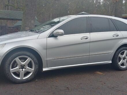 Серый Мерседес 320, объемом двигателя 3 л и пробегом 360 тыс. км за 6500 $, фото 1 на Automoto.ua