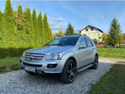 Мерседес 320 2007 в Харькове на Automoto.ua Серый Мерседес 320, объемом двигателя 3 л и пробегом 180 тыс. км за 3150 $, фото 1 на Automoto.ua