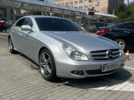 Мерседес 320 2008 в Черкассах на Automoto.ua Серый Мерседес 320, объемом двигателя 3 л и пробегом 300 тыс. км за 12500 $, фото 1 на Automoto.ua