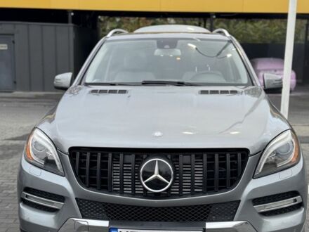 Мерседес 320 2012 в Днепре (Днепропетровске) на Automoto.ua Серый Мерседес 320, объемом двигателя 3 л и пробегом 235 тыс. км за 21500 $, фото 1 на Automoto.ua