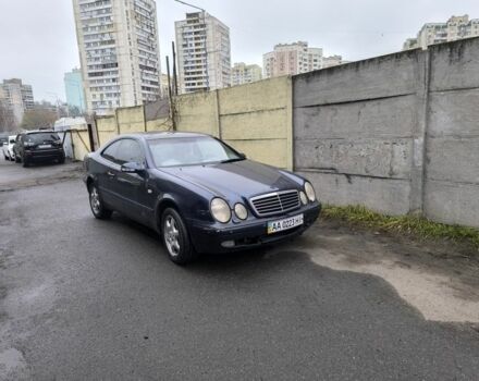 Синий Мерседес 320, объемом двигателя 3.2 л и пробегом 250 тыс. км за 4419 $, фото 2 на Automoto.ua