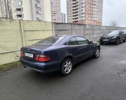 Синий Мерседес 320, объемом двигателя 3.2 л и пробегом 250 тыс. км за 4419 $, фото 5 на Automoto.ua