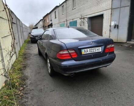 Синий Мерседес 320, объемом двигателя 3.2 л и пробегом 250 тыс. км за 4419 $, фото 6 на Automoto.ua