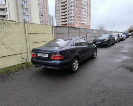 Синий Мерседес 320, объемом двигателя 3.2 л и пробегом 250 тыс. км за 4419 $, фото 4 на Automoto.ua