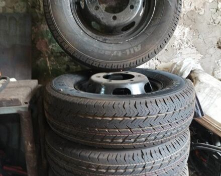 Синий Мерседес 320, объемом двигателя 2.4 л и пробегом 3 тыс. км за 1426 $, фото 3 на Automoto.ua