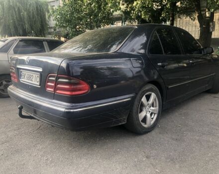 Синій Мерседес 320, об'ємом двигуна 2.8 л та пробігом 218 тис. км за 2643 $, фото 5 на Automoto.ua