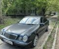 Синій Мерседес 320, об'ємом двигуна 3.2 л та пробігом 430 тис. км за 4300 $, фото 1 на Automoto.ua