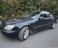 Синий Мерседес 320, объемом двигателя 3.2 л и пробегом 460 тыс. км за 3864 $, фото 1 на Automoto.ua