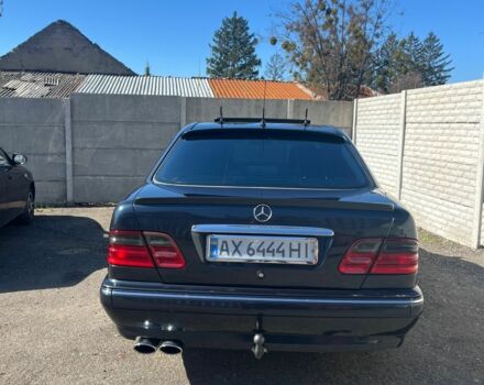 Синий Мерседес 320, объемом двигателя 3.2 л и пробегом 380 тыс. км за 6500 $, фото 12 на Automoto.ua