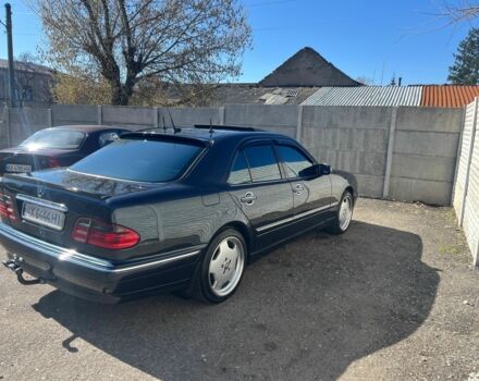 Синий Мерседес 320, объемом двигателя 3.2 л и пробегом 380 тыс. км за 6500 $, фото 11 на Automoto.ua