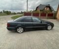 Синий Мерседес 320, объемом двигателя 3.2 л и пробегом 371 тыс. км за 2700 $, фото 1 на Automoto.ua