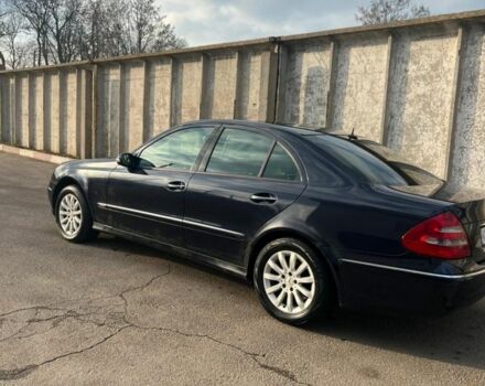 Синий Мерседес 320, объемом двигателя 3.2 л и пробегом 320 тыс. км за 3300 $, фото 1 на Automoto.ua