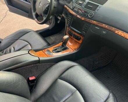 Синий Мерседес 320, объемом двигателя 3.2 л и пробегом 320 тыс. км за 3300 $, фото 3 на Automoto.ua