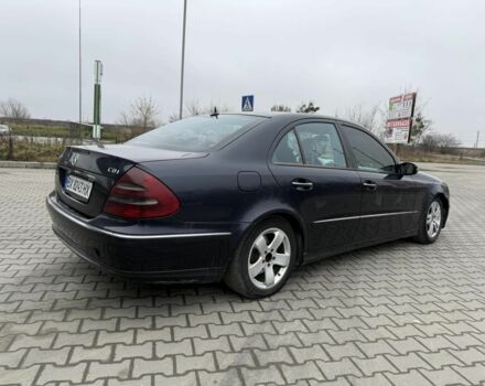 Синий Мерседес 320, объемом двигателя 3.2 л и пробегом 410 тыс. км за 4500 $, фото 2 на Automoto.ua