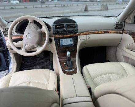 Синій Мерседес 320, об'ємом двигуна 3.2 л та пробігом 380 тис. км за 6300 $, фото 5 на Automoto.ua