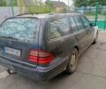 Синій Мерседес 320, об'ємом двигуна 3.2 л та пробігом 411 тис. км за 3598 $, фото 3 на Automoto.ua