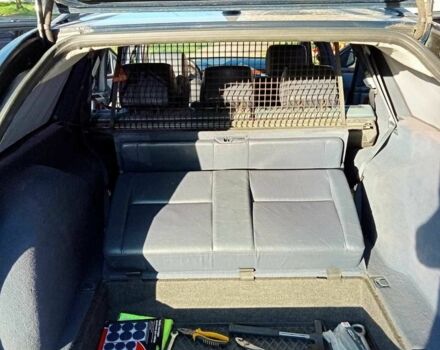 Синий Мерседес 320, объемом двигателя 3.2 л и пробегом 430 тыс. км за 2699 $, фото 5 на Automoto.ua