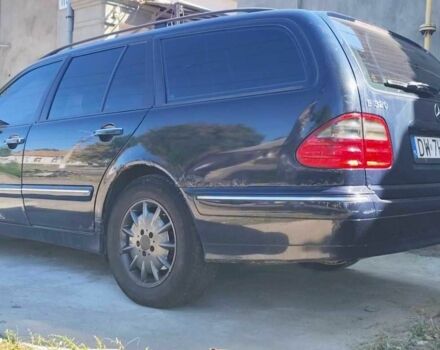 Синий Мерседес 320, объемом двигателя 3.2 л и пробегом 430 тыс. км за 2699 $, фото 1 на Automoto.ua