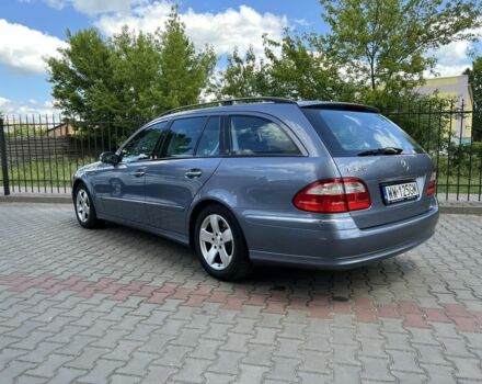 Синий Мерседес 320, объемом двигателя 3.2 л и пробегом 299 тыс. км за 4290 $, фото 1 на Automoto.ua