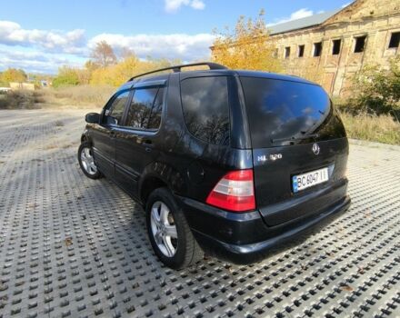 Синий Мерседес 320, объемом двигателя 3.2 л и пробегом 360 тыс. км за 4500 $, фото 3 на Automoto.ua