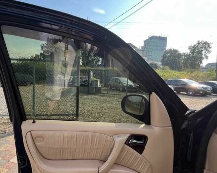 Синій Мерседес 320, об'ємом двигуна 3.2 л та пробігом 302 тис. км за 7600 $, фото 18 на Automoto.ua