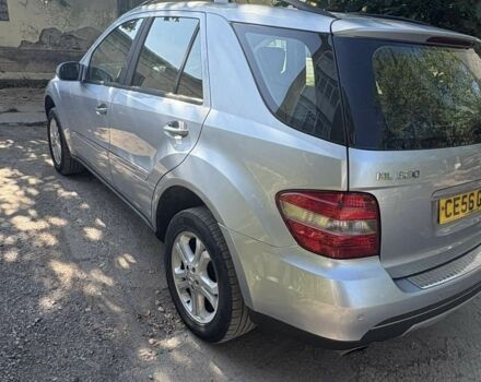 Синий Мерседес 320, объемом двигателя 3 л и пробегом 100 тыс. км за 6552 $, фото 3 на Automoto.ua