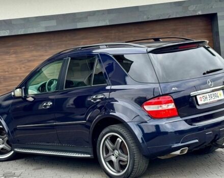 Синий Мерседес 320, объемом двигателя 3 л и пробегом 231 тыс. км за 3700 $, фото 6 на Automoto.ua