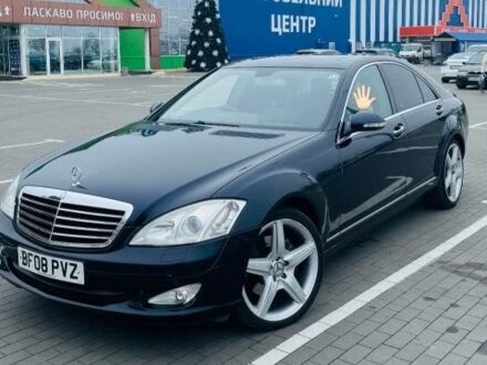 Синій Мерседес 320, об'ємом двигуна 3 л та пробігом 200 тис. км за 6700 $, фото 1 на Automoto.ua