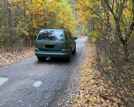 Зелений Мерседес 320, об'ємом двигуна 3.2 л та пробігом 231 тис. км за 2700 $, фото 4 на Automoto.ua