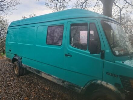 Мерседес 320 1999 у Хусте на Automoto.ua Зелений Мерседес 320, об'ємом двигуна 0 л та пробігом 3 тис. км за 3000 $, фото 1 на Automoto.ua