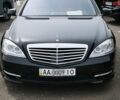 Черный Мерседес 320 Pullman, объемом двигателя 5.5 л и пробегом 275 тыс. км за 14000 $, фото 1 на Automoto.ua