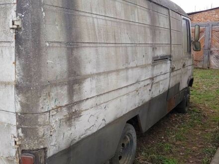 Мерседес 407, объемом двигателя 0 л и пробегом 0 тыс. км за 1200 $, фото 1 на Automoto.ua