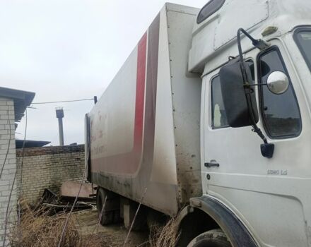 Белый Мерседес 500, объемом двигателя 14.6 л и пробегом 11 тыс. км за 7500 $, фото 1 на Automoto.ua