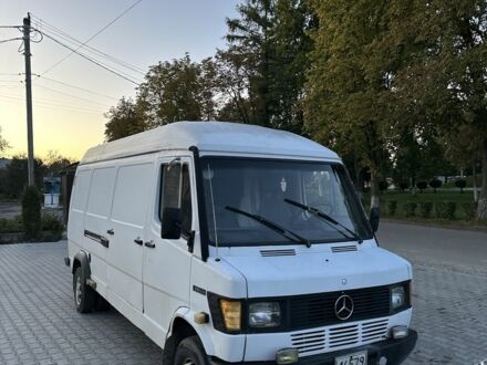 Мерседес 500 1995 в Коломые на Automoto.ua Белый Мерседес 500, объемом двигателя 2.9 л и пробегом 200 тыс. км за 3500 $, фото 1 на Automoto.ua