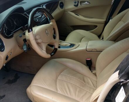 Чорний Мерседес 500, об'ємом двигуна 5 л та пробігом 310 тис. км за 9500 $, фото 3 на Automoto.ua