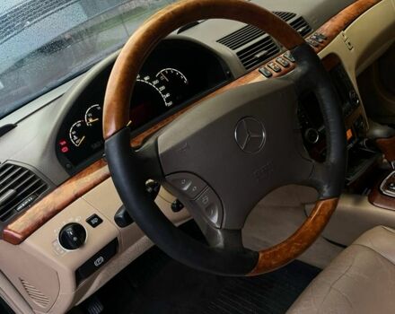 Черный Мерседес 500, объемом двигателя 5 л и пробегом 555 тыс. км за 4000 $, фото 20 на Automoto.ua