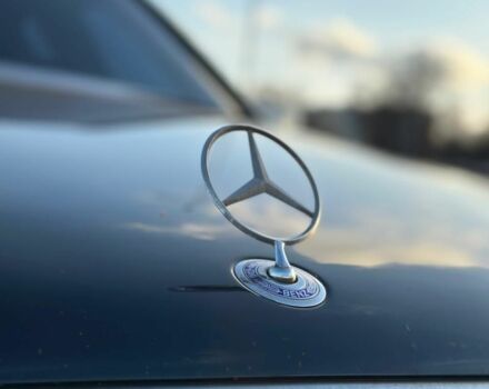 Черный Мерседес 500, объемом двигателя 0 л и пробегом 230 тыс. км за 8500 $, фото 3 на Automoto.ua