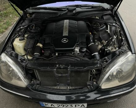 Черный Мерседес 500, объемом двигателя 5 л и пробегом 555 тыс. км за 4000 $, фото 19 на Automoto.ua