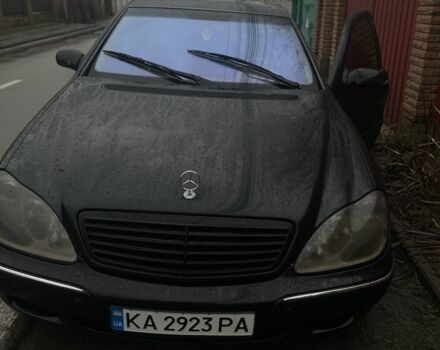 Черный Мерседес 500, объемом двигателя 5 л и пробегом 555 тыс. км за 4000 $, фото 2 на Automoto.ua