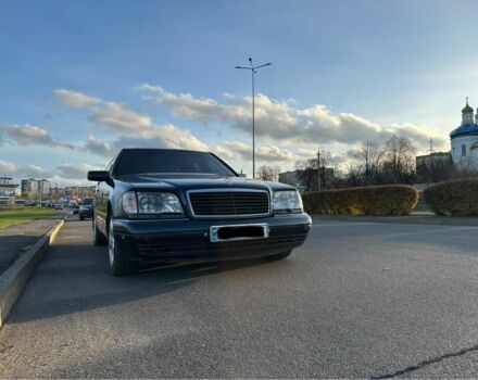 Черный Мерседес 500, объемом двигателя 0 л и пробегом 230 тыс. км за 8500 $, фото 4 на Automoto.ua