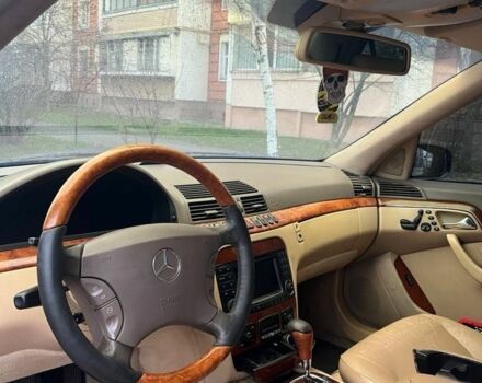 Черный Мерседес 500, объемом двигателя 5 л и пробегом 555 тыс. км за 4000 $, фото 21 на Automoto.ua